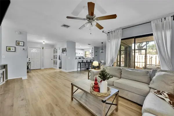 50 Chestnut Cir, Hollywood, FL 33026