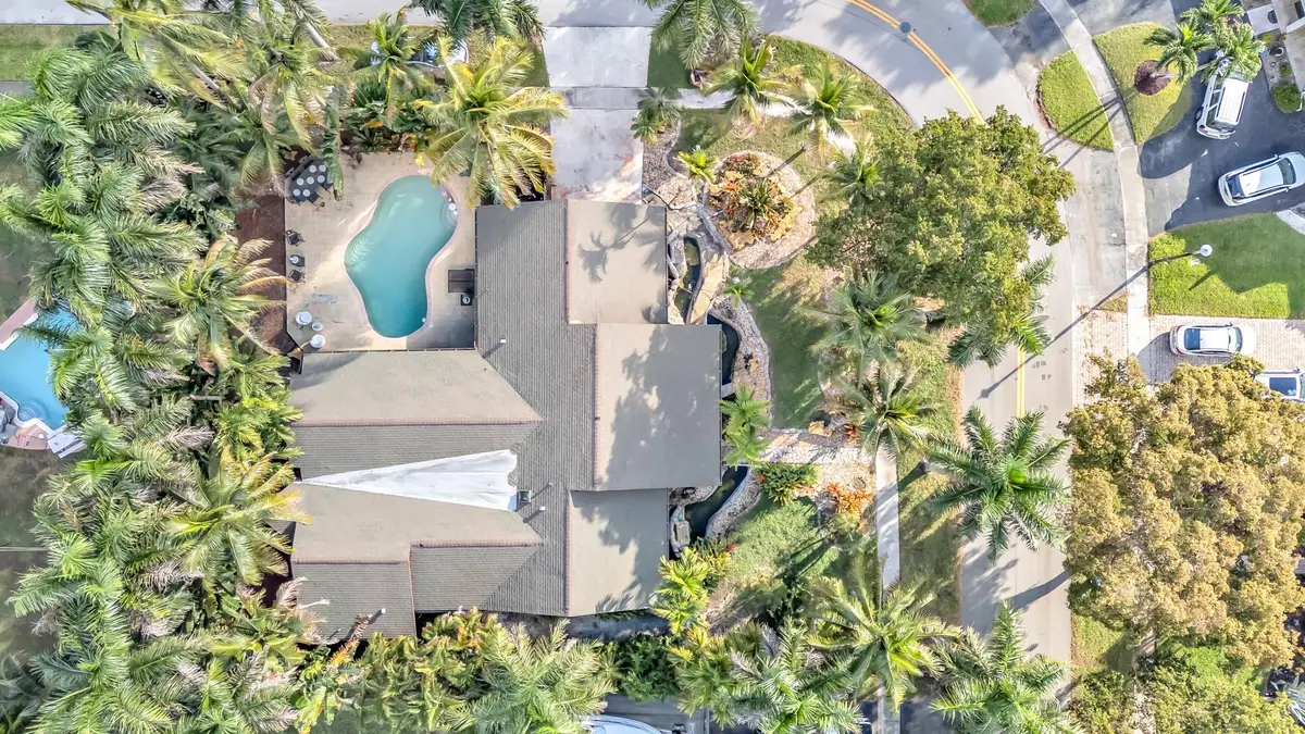 980 SW 70th Ave, Plantation, FL 33317 - Image #1