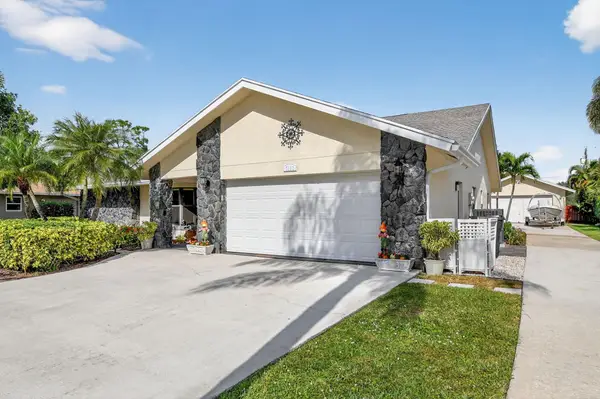 7163 Saint Andrews Rd, Lake Worth, FL 33467