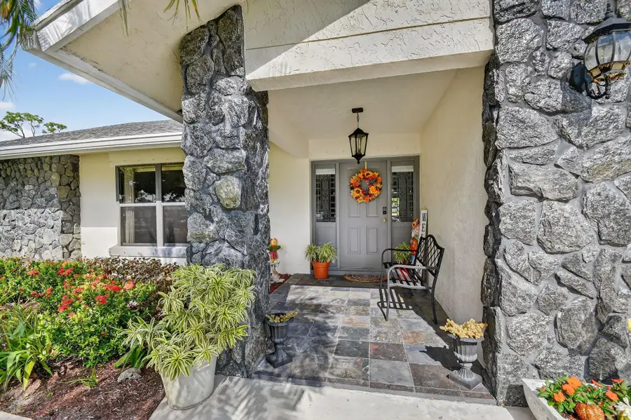 7163 Saint Andrews Rd, Lake Worth, FL 33467 - Image #3