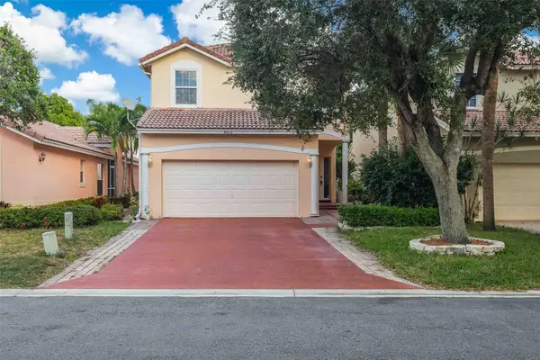 8612 Binghamton Ave, Boynton Beach, FL 33436