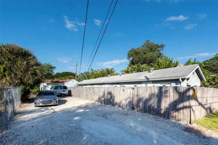 528 SW 5th Ave, Fort Lauderdale, FL 33315 - Image #3
