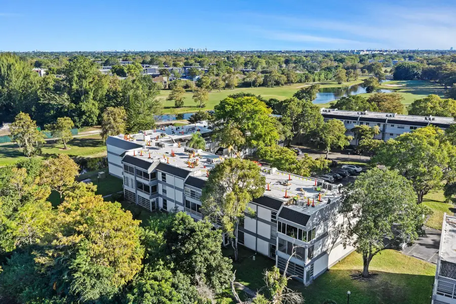 8341 Sands Point Blvd #B101, Fort Lauderdale, FL 33321 - Image #2