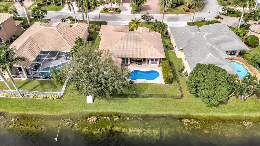 12040 NW 49th Dr, Coral Springs, FL 33076 - Image #2