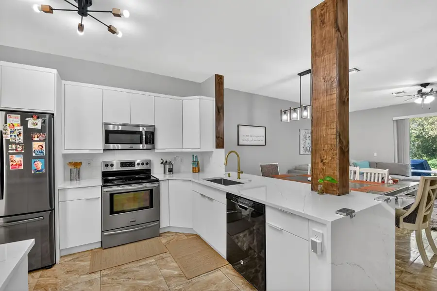 224 Foxtail Dr #D, Greenacres, FL 33415 - Image #3