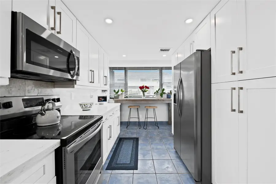 630 NE 20th Ln, Boynton Beach, FL 33435 - Image #3