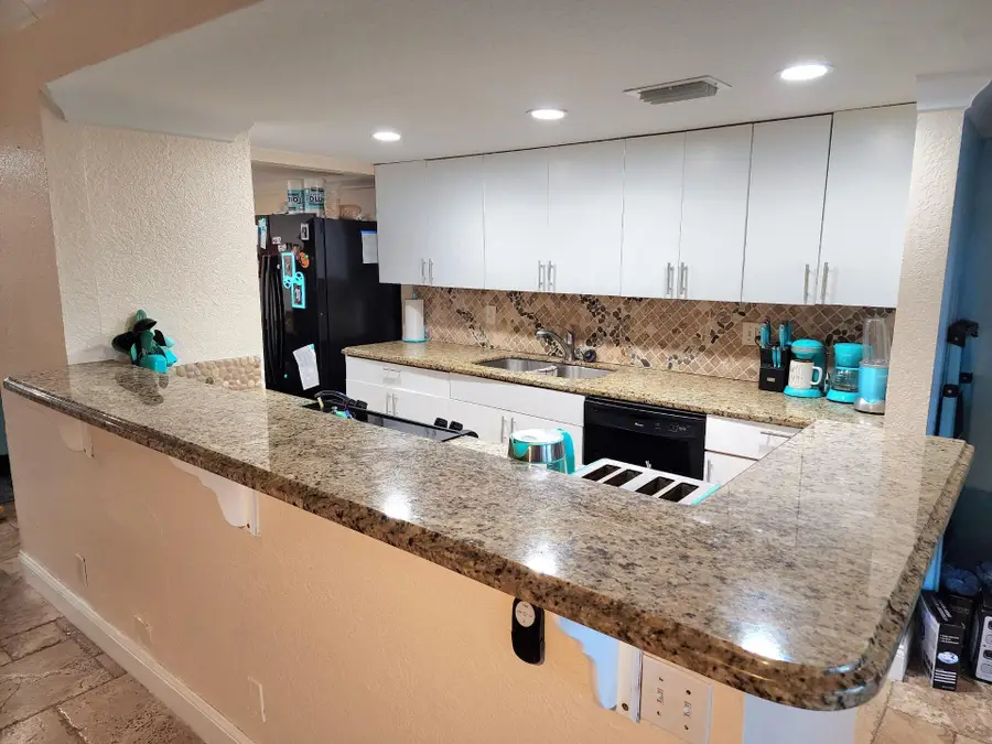 2790 NW 80th Ave, Sunrise, FL 33322 - Image #2