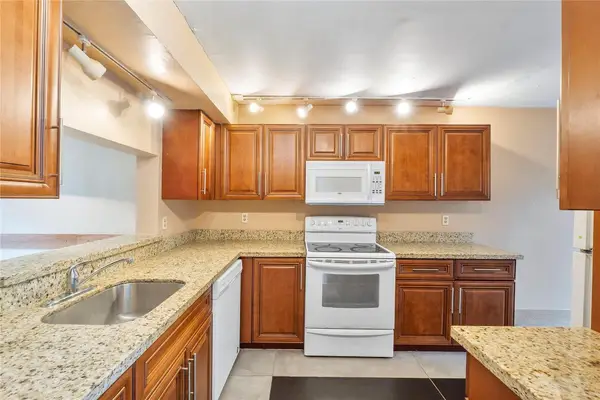 2157 NW 37th #2157, Coconut Creek, FL 33066