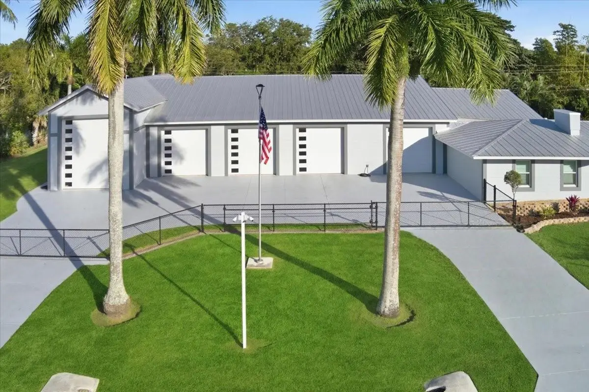 4418 Pressler Ln, Fort Pierce, FL 34982 - Image #1