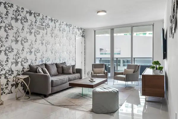 488 NE 18th St #3509, Miami, FL 33132