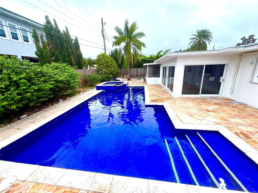 2685 SE 5th St, Pompano Beach, FL 33062 - Image #3