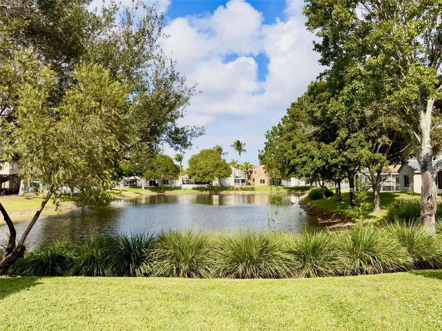 8119 Tortuga Ln, Boynton Beach, FL 33436 - Image #2