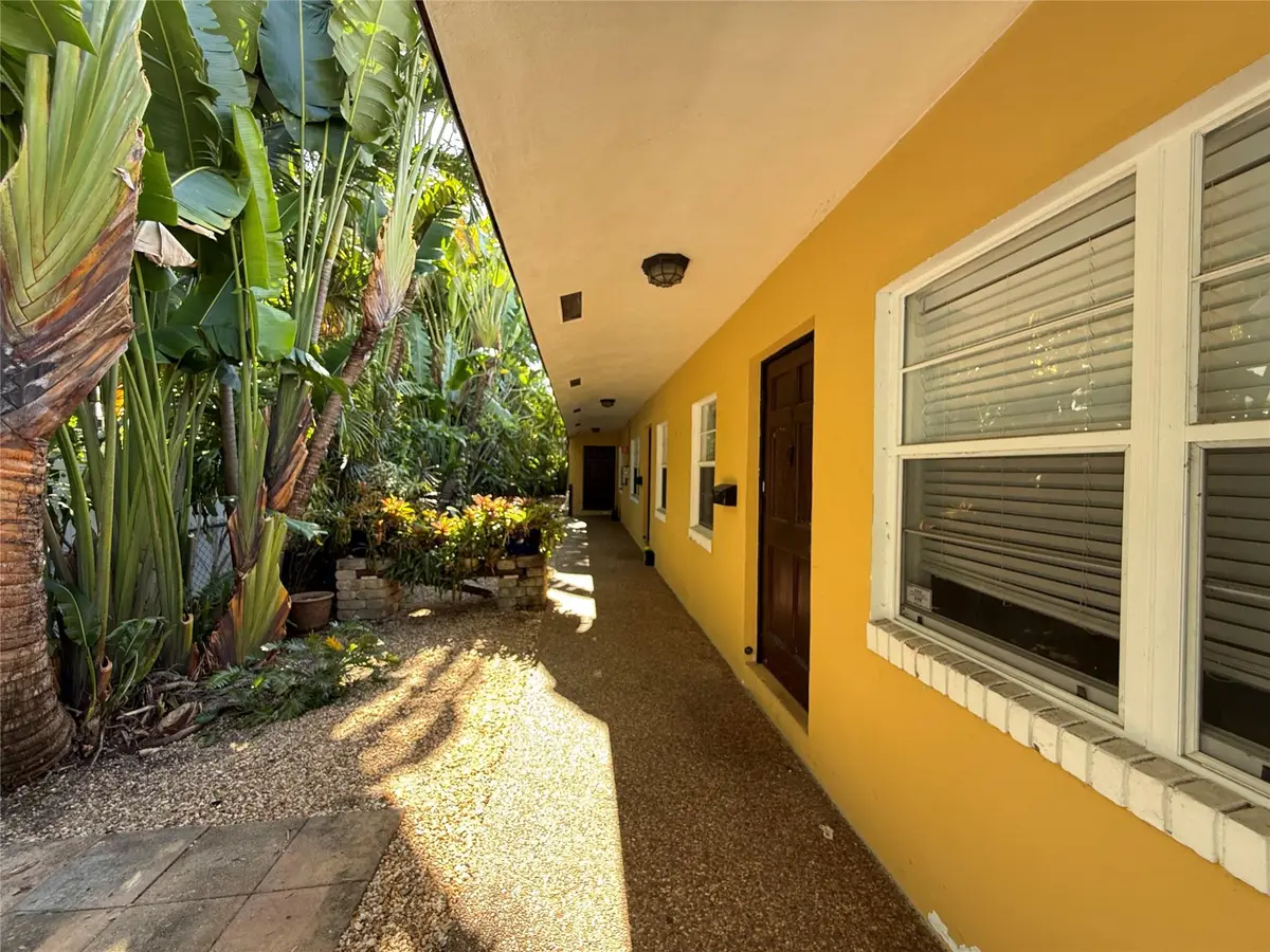 1640 NE 4th Pl, Fort Lauderdale, FL 33301 - Image #1