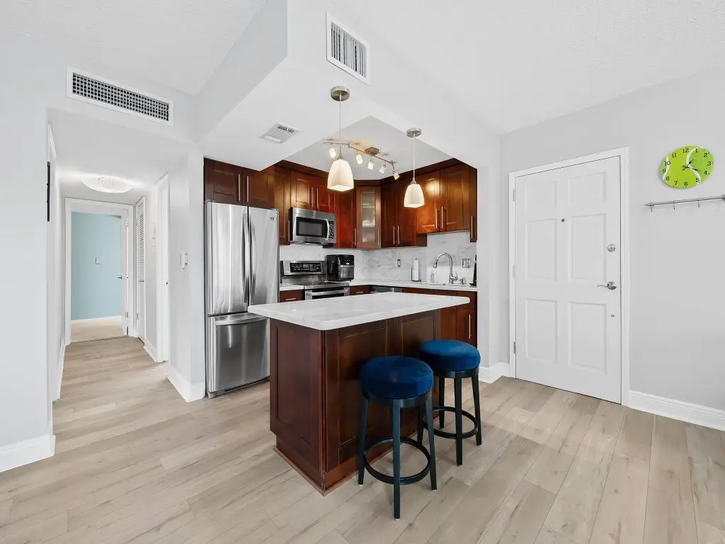 1839 Middle River Drive #105, Fort Lauderdale, FL 33305 - Image #1