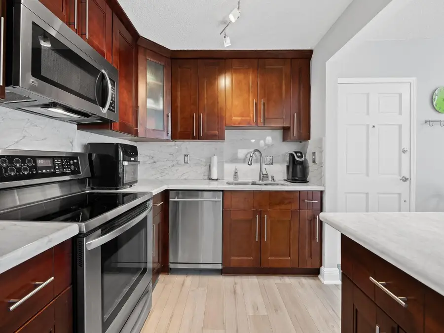 1839 Middle River Drive #105, Fort Lauderdale, FL 33305 - Image #2