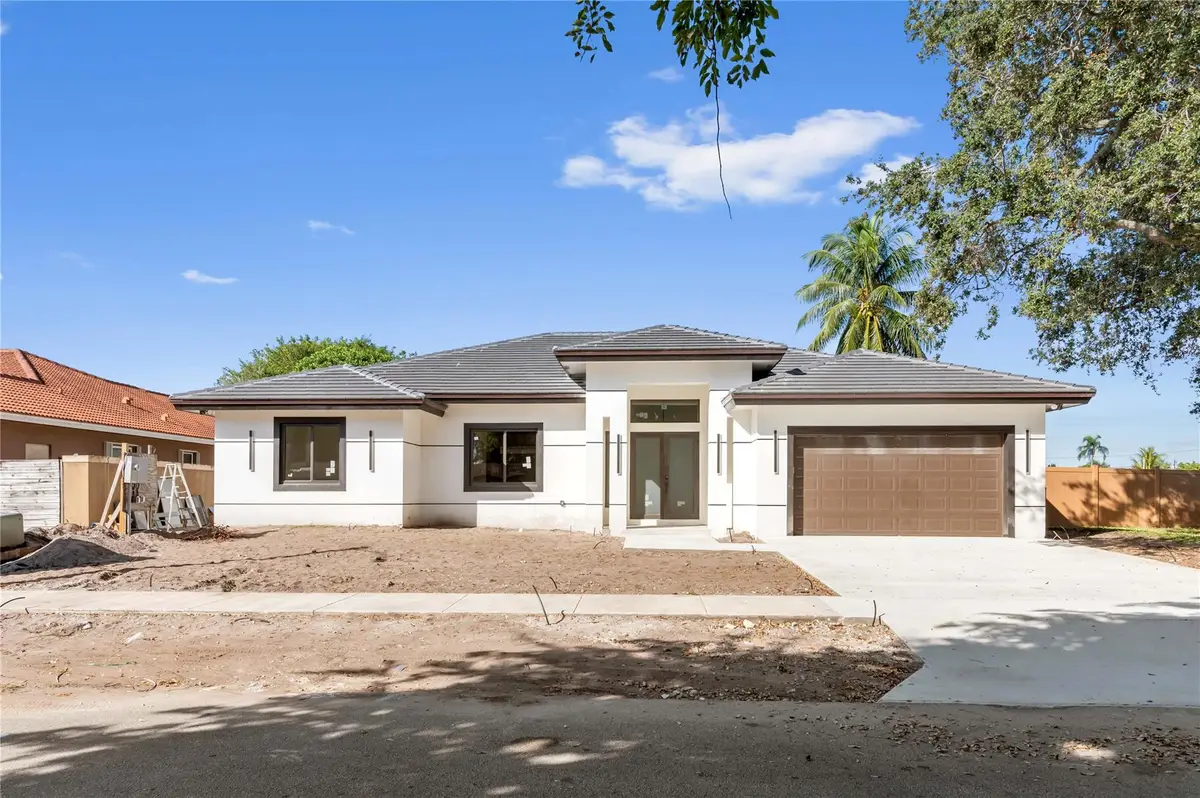 621 NW 42nd Ave, Coconut Creek, FL 33066 - Image #1