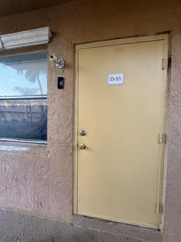 Address Withheld By Seller, Oakland Park, FL 33334