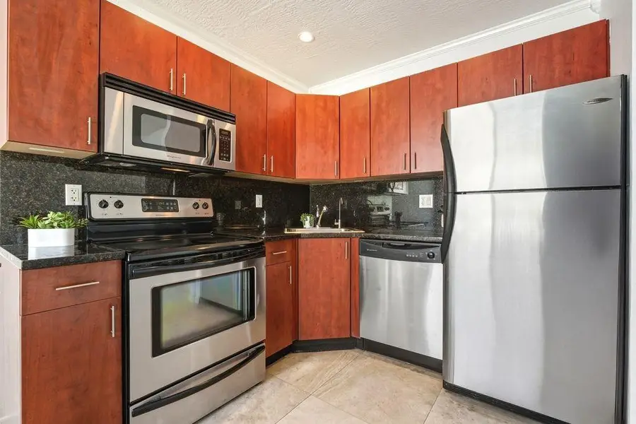 1856 NE 46th Street #F7, Fort Lauderdale, FL 33308 - Image #2