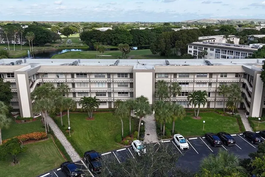 4701 Martinique Dr #H4, Coconut Creek, FL 33066 - Image #3