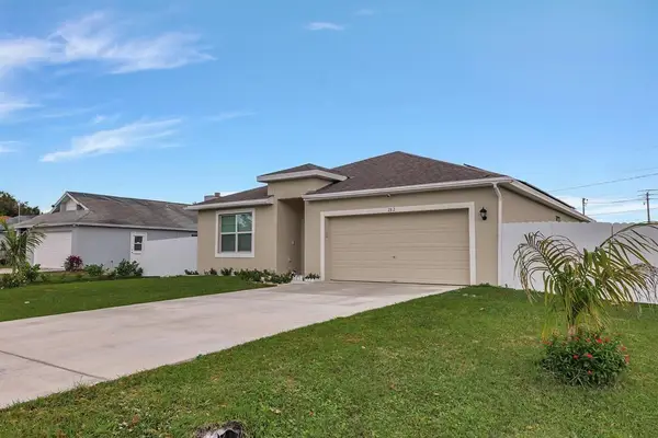 282 SW Fairchild Avenue, Port St Lucie, FL 34984