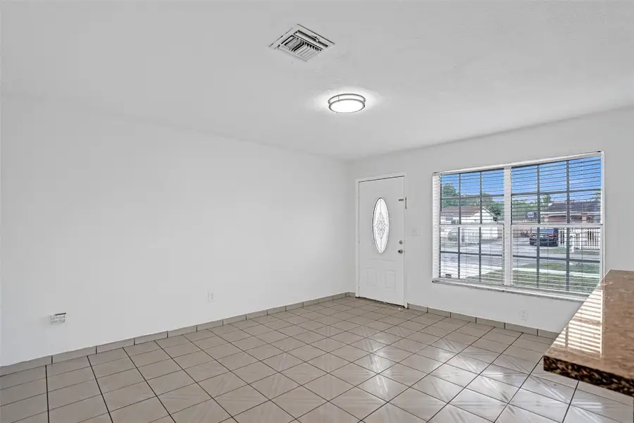 16920 NW 53rd Avenue, Miami Gardens, FL 33055 - Image #3