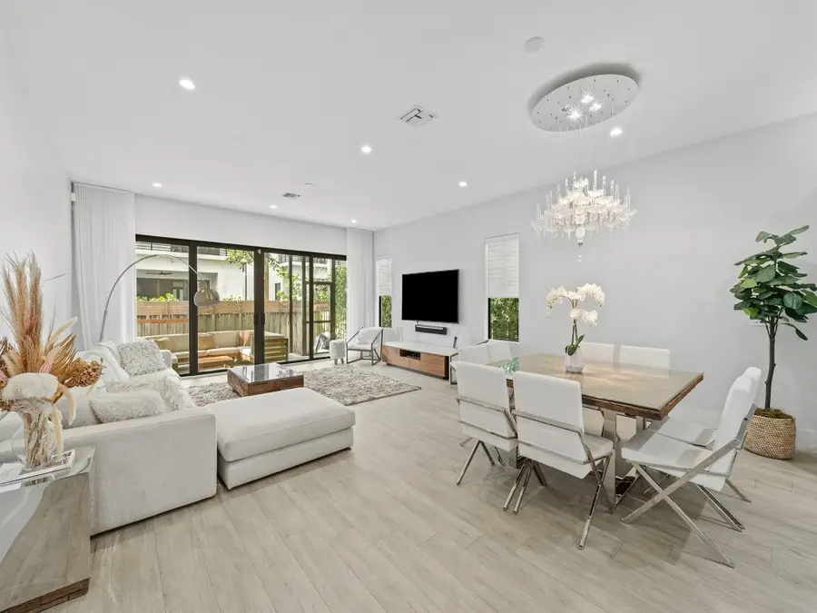 317 15th Avenue #317, Fort Lauderdale, FL 33304 - Image #3