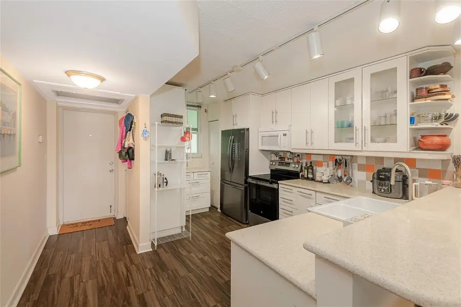 5300 NE 24 Terrace #512, Fort Lauderdale, FL 33308 - Image #2