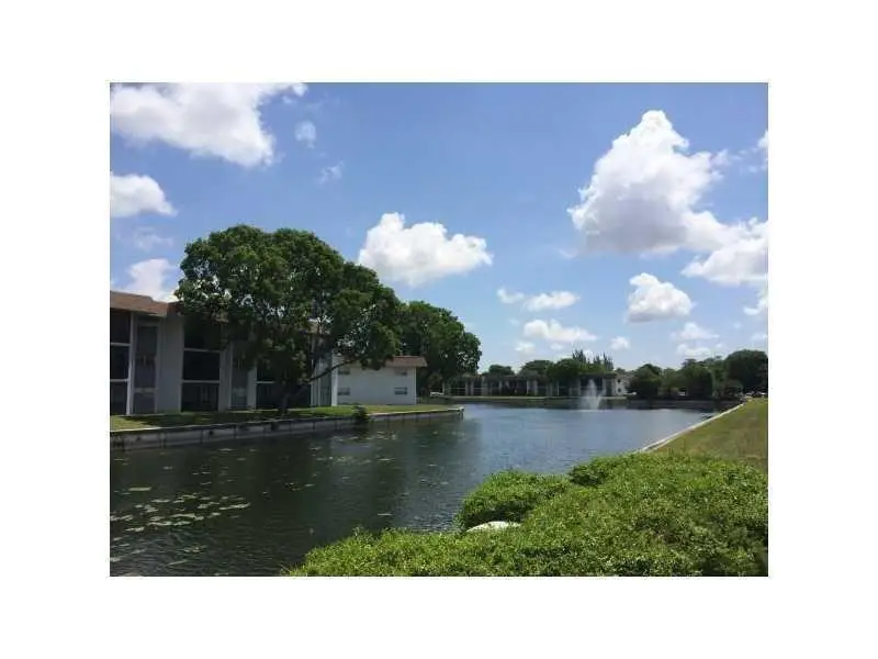 7901 S Colony Circle #203, Tamarac, FL 33321 - Image #3