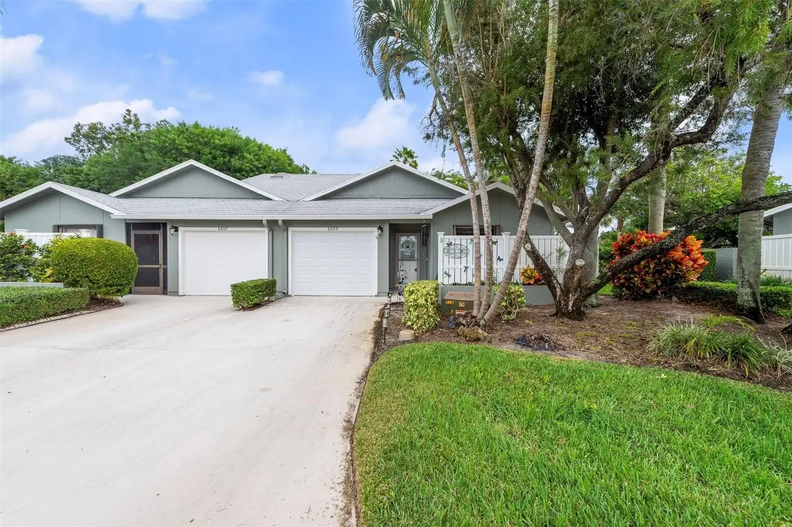 6809 SE Yorktown Drive, Hobe Sound, FL 33455 - Image #1
