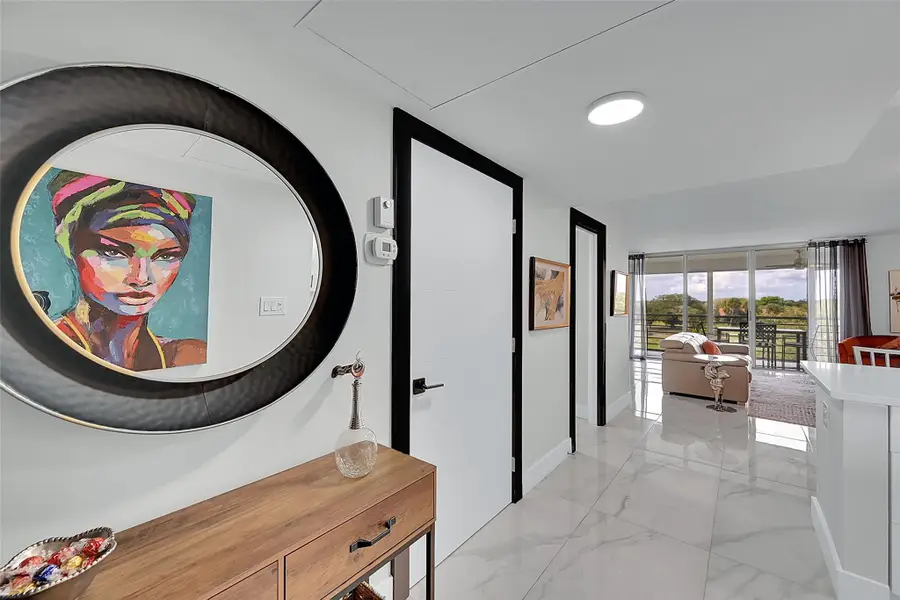 3980 Oaks Clubhouse Dr #505, Pompano Beach, FL 33069 - Image #2