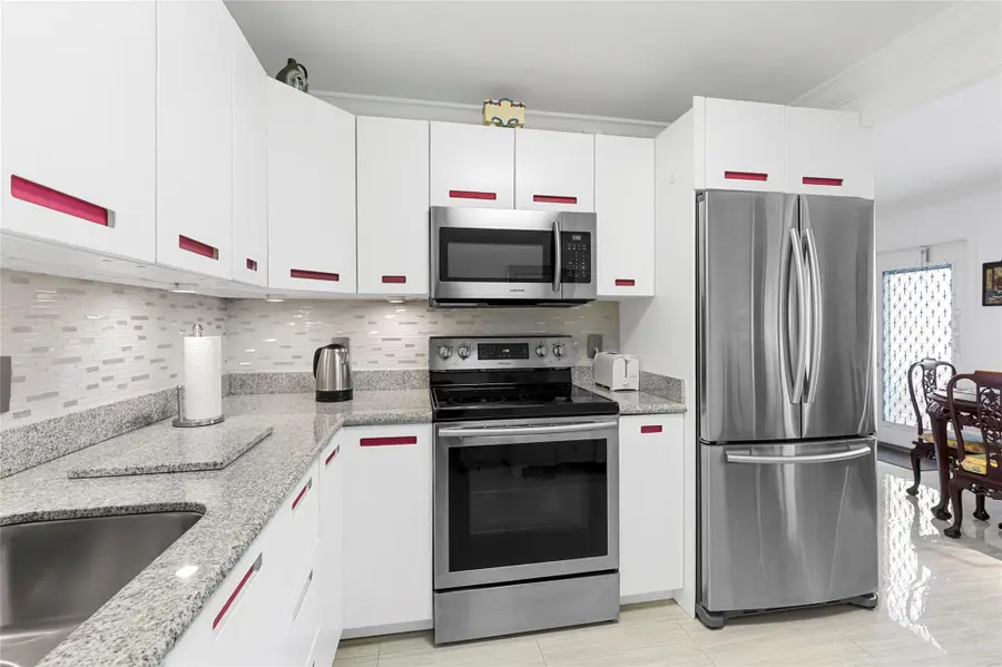 1032 Oakridge D #1032, Deerfield Beach, FL 33442 - Image #2