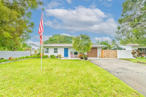 1616 NE 30th St, Pompano Beach, FL 33064