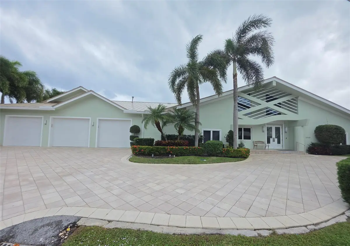 2820 NE 44th St, Lighthouse Point, FL 33064 - Image #1