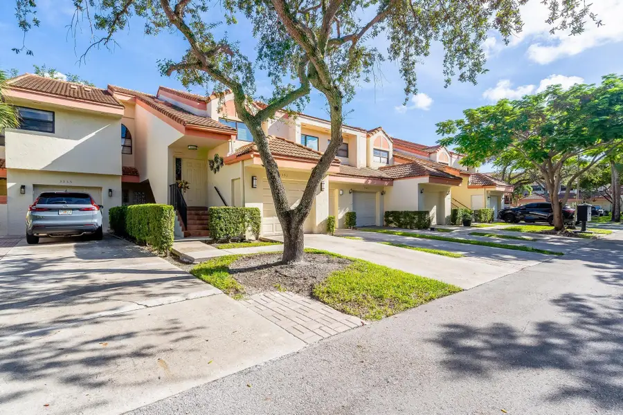 3351 Emerald Oaks Dr #103, Hollywood, FL 33021 - Image #2