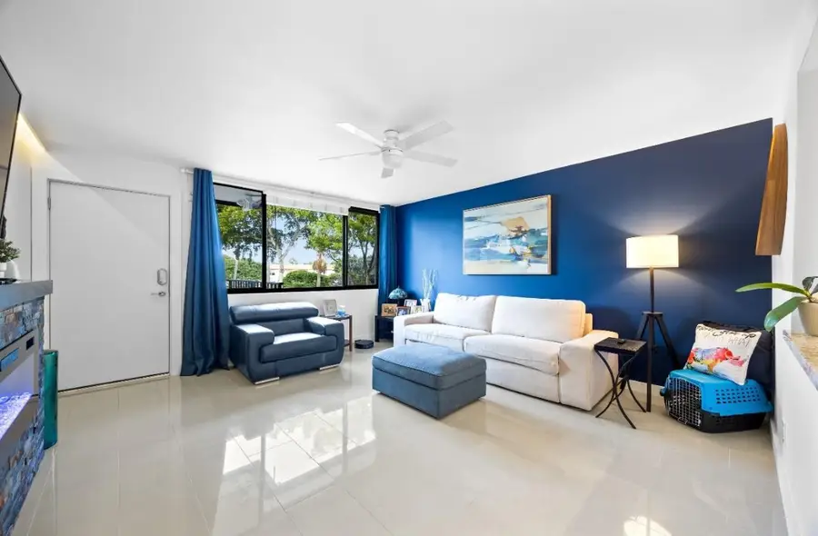 1901 N Andrews Avenue #222, Wilton Manors, FL 33311 - Image #3