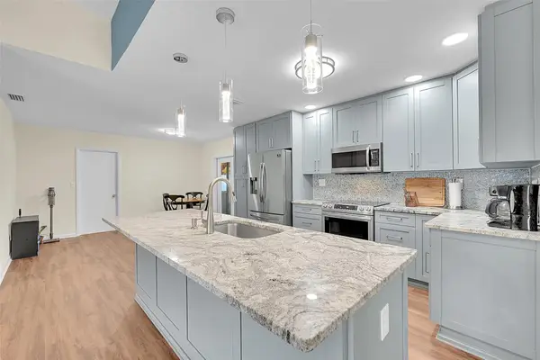 6411 NW 89th Ave, Tamarac, FL 33321