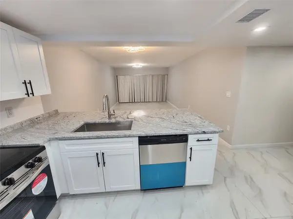 485 N Pine Island Rd #204, Fort Lauderdale, FL 33324