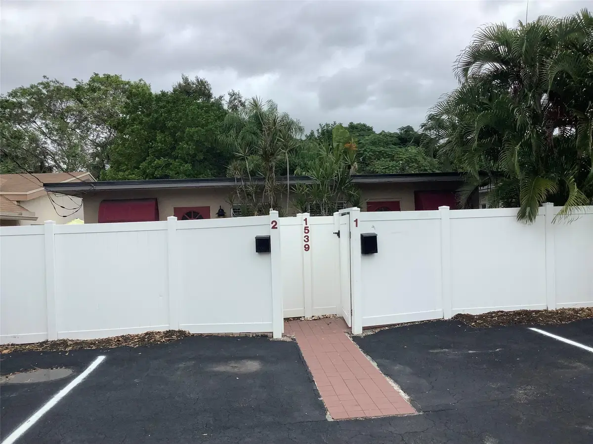 1539 NE 32nd St, Oakland Park, FL 33334 - Image #1