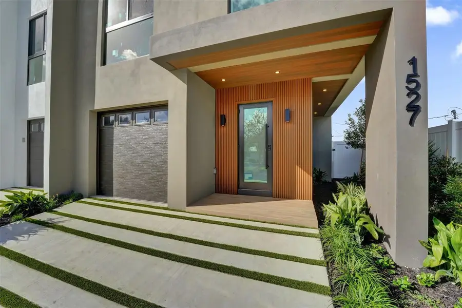 1527 NE 15th Avenue, Fort Lauderdale, FL 33304 - Image #2