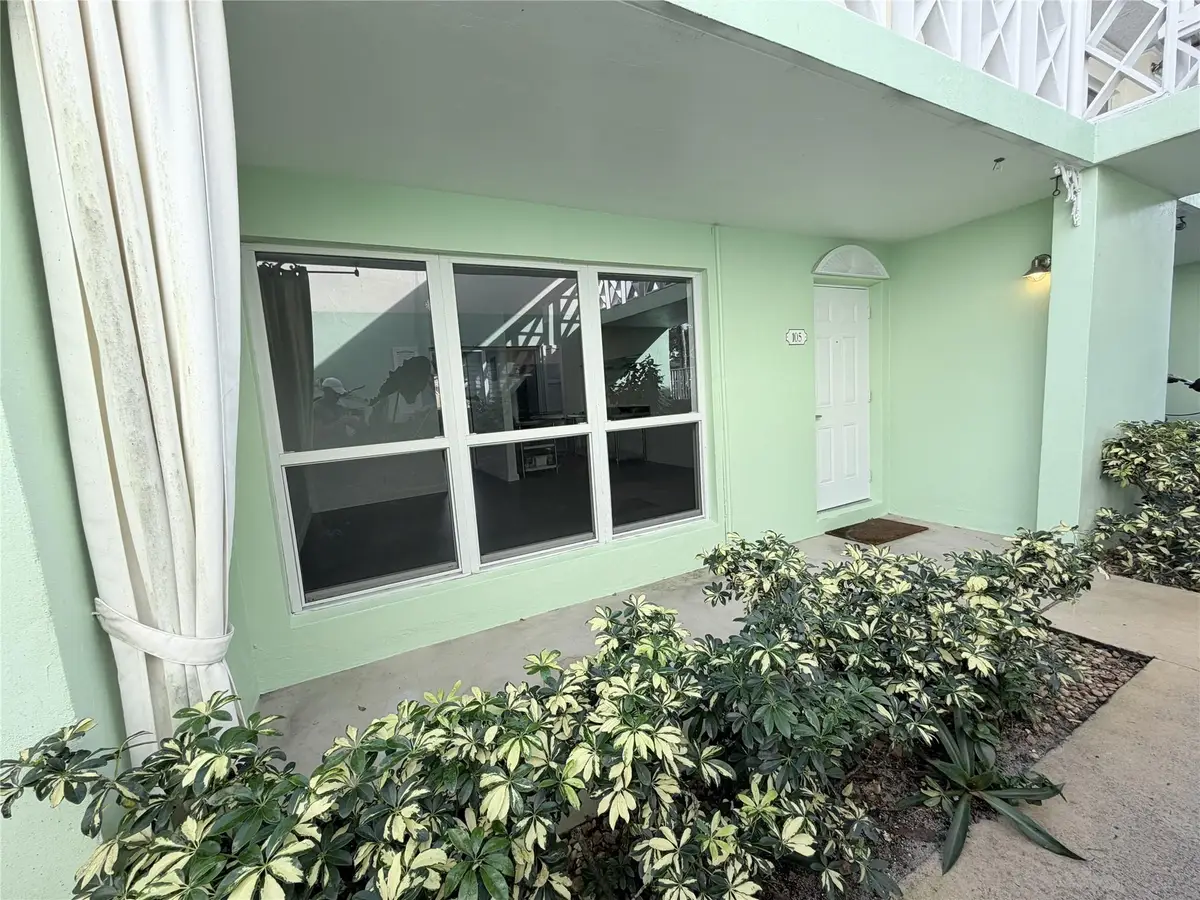 2124 NE 5th Avenue #105, Wilton Manors, FL 33305 - Image #1