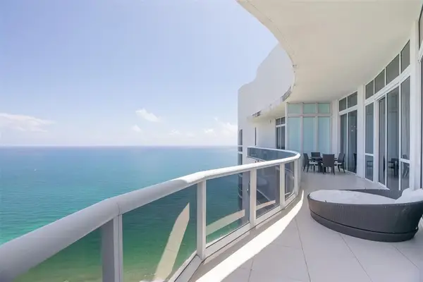 15901 Collins Ave #Ph4303, Sunny Isles Beach, FL 33160