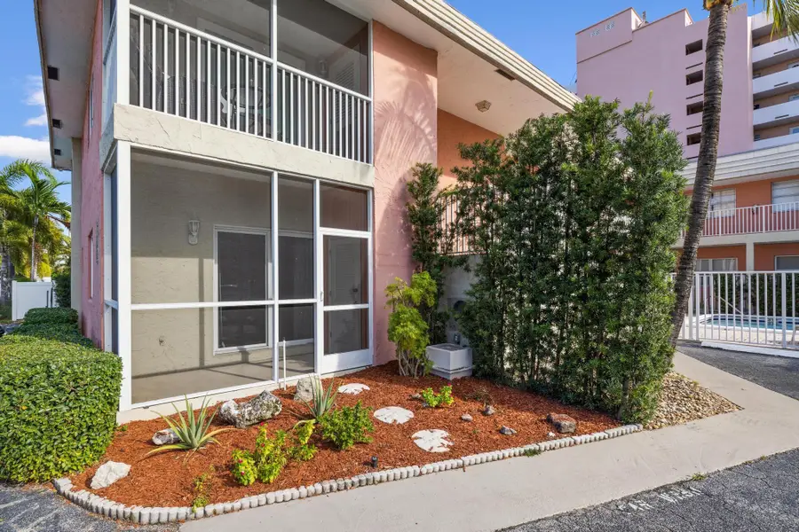 1450 N Riverside Dr #101, Pompano Beach, FL 33062 - Image #2