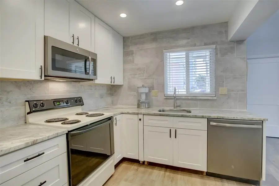 1450 N Riverside Dr #101, Pompano Beach, FL 33062 - Image #3