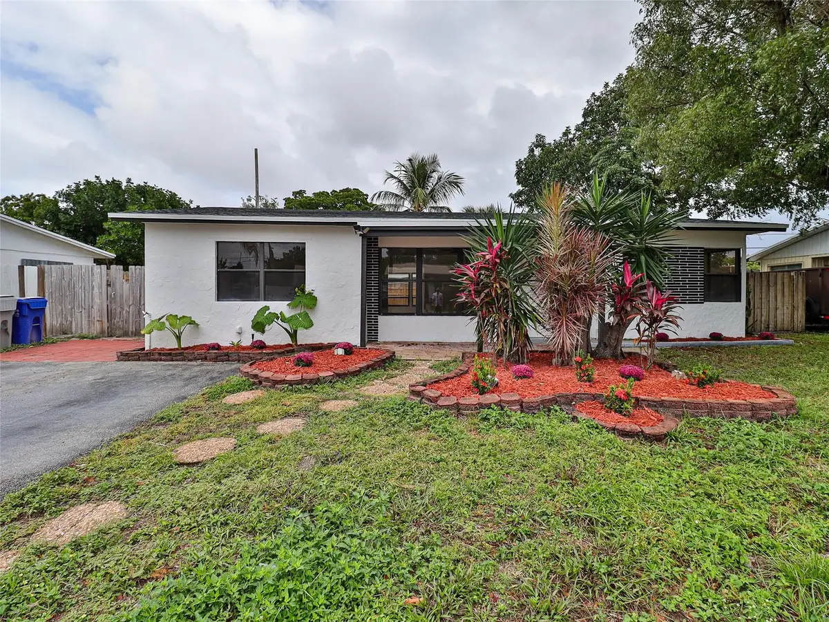 2820 NE 9th Ter, Pompano Beach, FL 33064 - Image #1