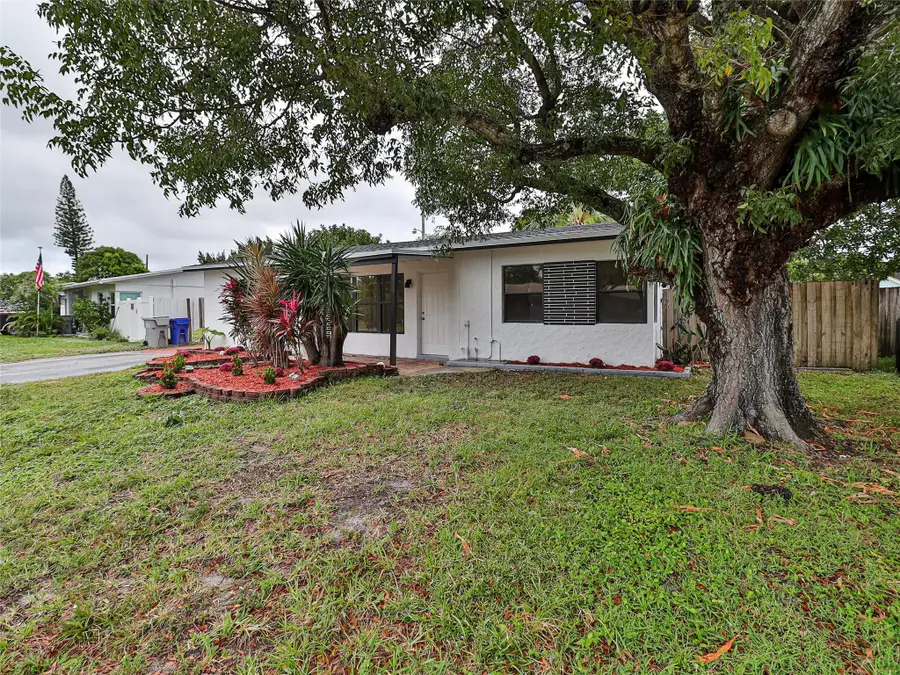 2820 NE 9th Ter, Pompano Beach, FL 33064 - Image #3