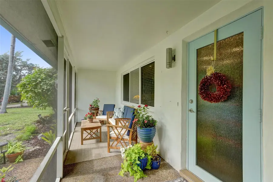 1701 NE 27th Dr, Wilton Manors, FL 33334 - Image #3