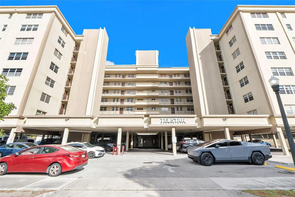 1811 Jefferson St #708, Hollywood, FL 33020 - Image #1