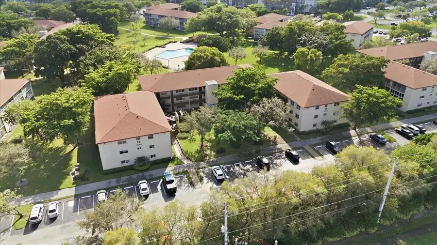 13300 SW 1st St #206o, Pembroke Pines, FL 33027 - Image #2