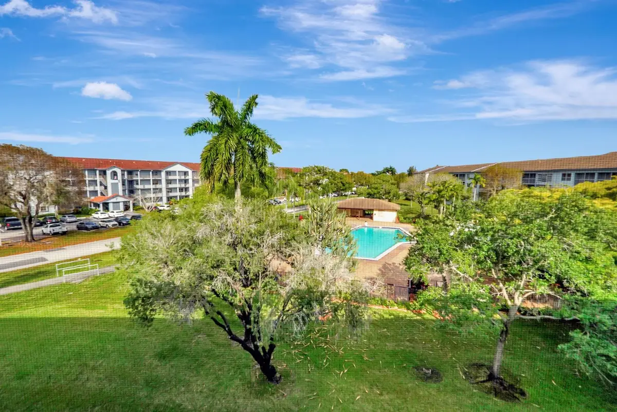 1401 SW 128th Ter #406H, Pembroke Pines, FL 33027 - Image #1