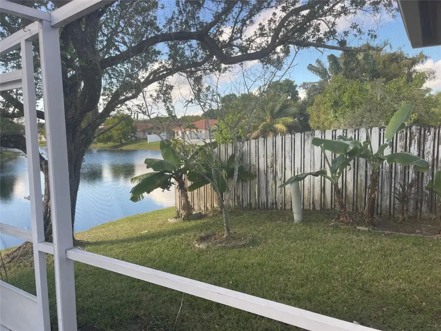 139 NW 72nd Avenue, Plantation, FL 33317 - Image #3